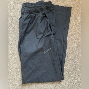 Women’s Nike Sweats!